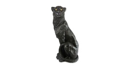 Panther sitzend FB